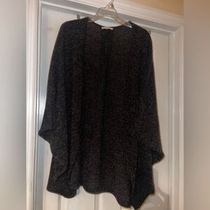 eesome Open-Front Draped Poncho Sweater - Charcoal Black